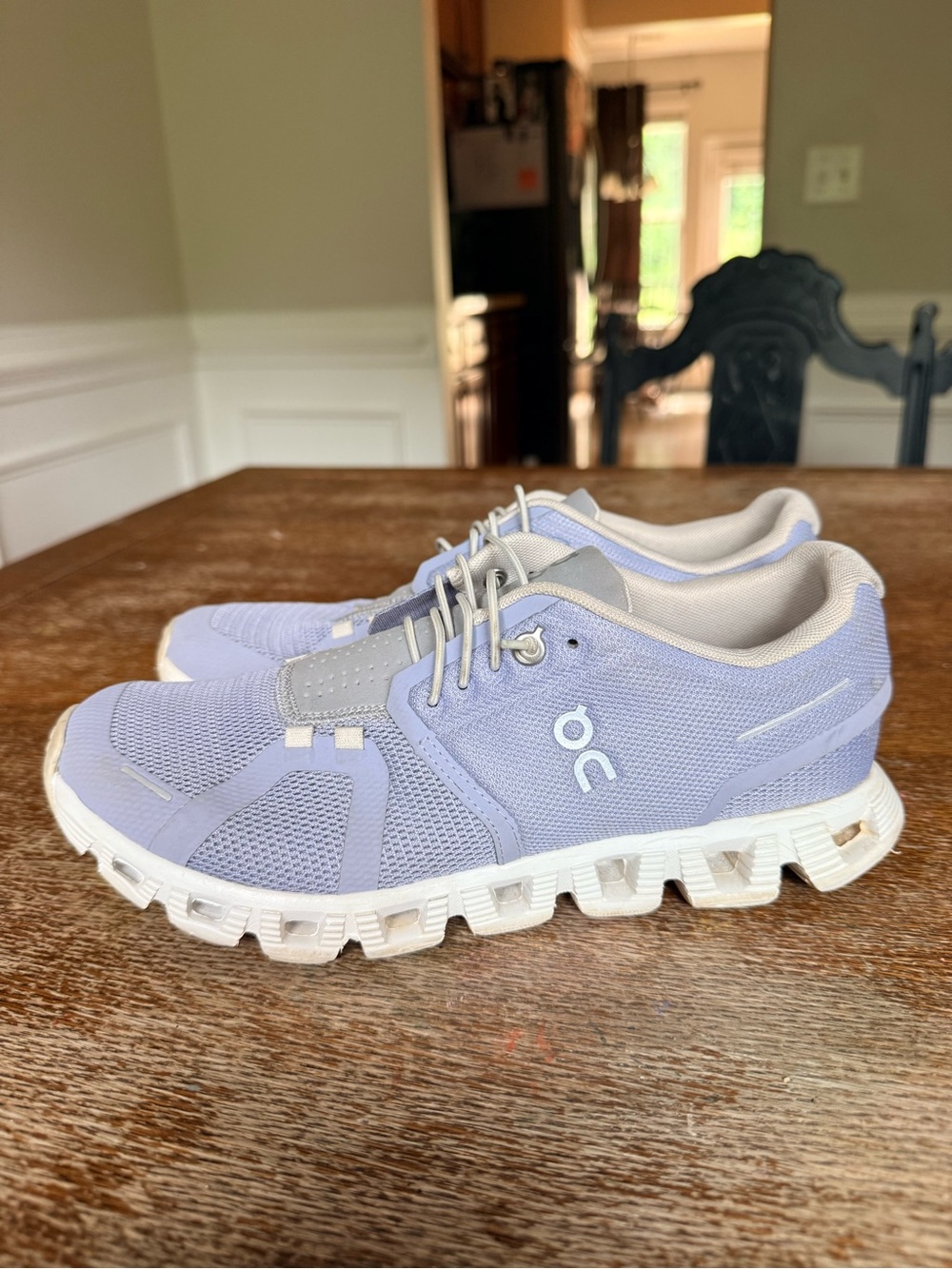 On Cloud Running Women's Sneakers - Picture 2 of 5